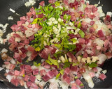 Foto del paso 2 de la receta: Níscalos con patatas