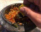 Gambar langkah 2 resipi Sambal Belacan Kuini Berapi.