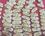 Foto langkah ke 7 dari resep Kastengel Keju super ngejuu.. (tanpa telur).