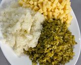 Foto del paso 2 de la receta: Ensalada de pasta con queso y pepinillos 🥒🧀