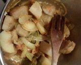 Une image de l'étape 3 de Soupe de légumes au curry.