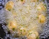 A picture of step 7 of Potato poppers.