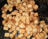 Foto langkah ke 6 dari resep 134. Caramel Bread Popcorn dari pinggiran Roti Tawar.