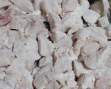Foto del passaggio 2 della ricetta Pollo alle mandorle con riso basmati