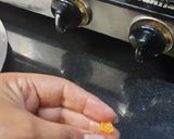 मूरमूरा ड्राई फ्रूट् चिक्की रेसिपी चरण 3 फोटो