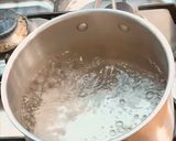 A picture of step 1 of Basque style chicken (Poulet Basquaise).