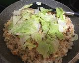 A picture of step 4 of Fried Rice with Leftover vegetables.