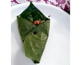 A picture of step 4 of Chocolate Dryfruit Paan.