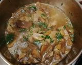 Foto del passaggio 2 della ricetta Risotto ai funghi porcini