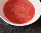 Une image de l'étape 5 de Bavarois aux fraises 🍓 coeur aux fruits rouges 😋.