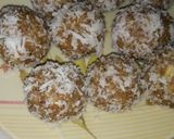 A picture of step 5 of Bread Banana Ladoo.