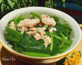 Hình bước làm 3 của món Canh cải bó xôi nấu thịt và chả cá