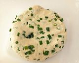 Pas rețetă Biscuiți cu ceapă verde 1 fotografie