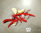 รูปขั้นตอนการทำที่ 2 ของ น้ำพริกไข่ต้ม