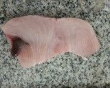 Foto del paso 2 de la receta: Pez de limón a la plancha con ensalada