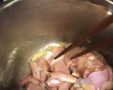 Hình bước làm 3 của món Đùi gà xào gừng và nấm mèo-Instant Pot