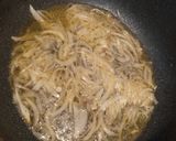 Foto del paso 6 de la receta: Cerdo en salsa de cebolla