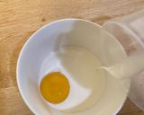 Foto langkah ke 1 dari resep Snack MPASI - Soft Cheese Egg.