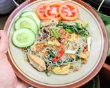Foto langkah ke 5 dari resep Bihun Goreng.