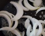 A picture of step 2 of My Sautèed Beef in wholegrain mustard & Caralmerized Onions😀.