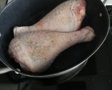 Pas rețetă Pulpe de curcan la cuptor și sos de legume 2 fotografie