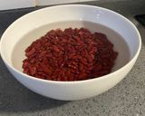 Foto del paso 1 de la receta: Alubias rojas con chorizo en olla express