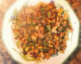 Foto del paso 4 de la receta: Salteado de setas variadas con butifarras, del perol y de Huevo