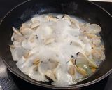 Foto del paso 4 de la receta: Sopa fría de Lentejas con Arroz y Almejas
