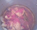 A picture of step 1 of Tagliatelle with tomato sauce and marinated cherry tomatoes.