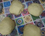 Foto del paso 2 de la receta: Facturas varias con hojaldre económico sin manteca
