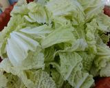 Foto langkah ke 1 dari resep Sawi Putih Kuah Pedas.