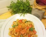 Foto langkah ke 5 dari resep Kwetiau goreng.