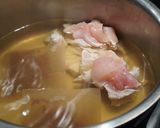 A picture of step 1 of 🇯🇵 Ozoni, a new year soup with mochi.