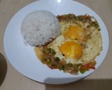 Foto langkah ke 6 dari resep Telur ceplok saus tiram.
