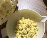 Hình bước làm 1 của món Cháo thịt bò khoai lang phomai cho bé