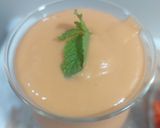A picture of step 2 of Papaya shake.