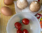 Foto del paso 1 de la receta: OMELETTE CON HONGOS PORTOBELLO, TOMATE Y QUESO! 😍