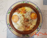 Foto del paso 3 de la receta: Huevos a la cazoleta con chorizo y queso fundido