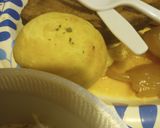 A picture of step 2 of Tarragon Topped Cheese filled Balls.