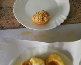 Foto del paso 9 de la receta: Huevos rellenos de mejillones en escabeche con claras rebozadas