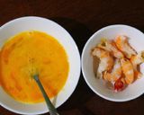 รูปขั้นตอนการทำที่ 1 ของ ไข่เจียวกุ้ง Prawn Omlet