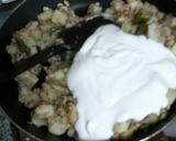 A picture of step 5 of Dahi Aloo.