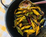 A picture of step 4 of Pyaj Karela fry (Onion and bitter gourd fry).