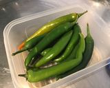 Une image de l'étape 2 de Piments verts au citron confit,romarin et huile de truffe.