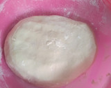 Foto del paso 2 de la receta: Medialunas de manteca