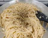 Foto langkah ke 4 dari resep Creamy Miso Pasta.