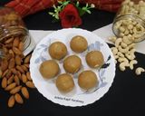 A picture of step 3 of Atta Ladoo.