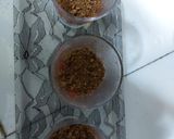 A picture of step 2 of Strawberry with China grass dessert.