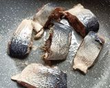 Foto langkah ke 2 dari resep Mamaci Sayur Ikan Asem Seger.