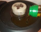 Foto del paso 2 de la receta: Magdalenas caseras rellenas de fresa en robot MC